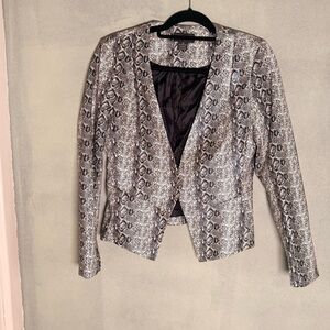 Gravia Women's Snake Print Blazer size medium